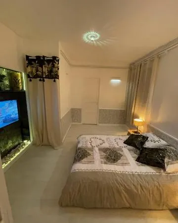 Апартаменты Paradise T2 Port Et A Pied Avec Parking